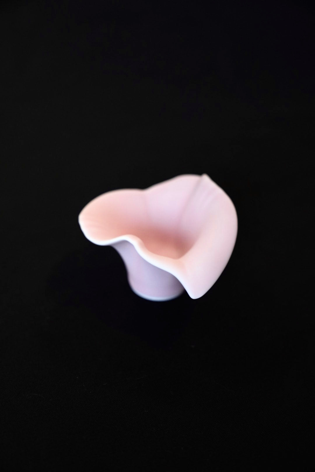 Arita Yaki  Handmade Calla lily shape Series