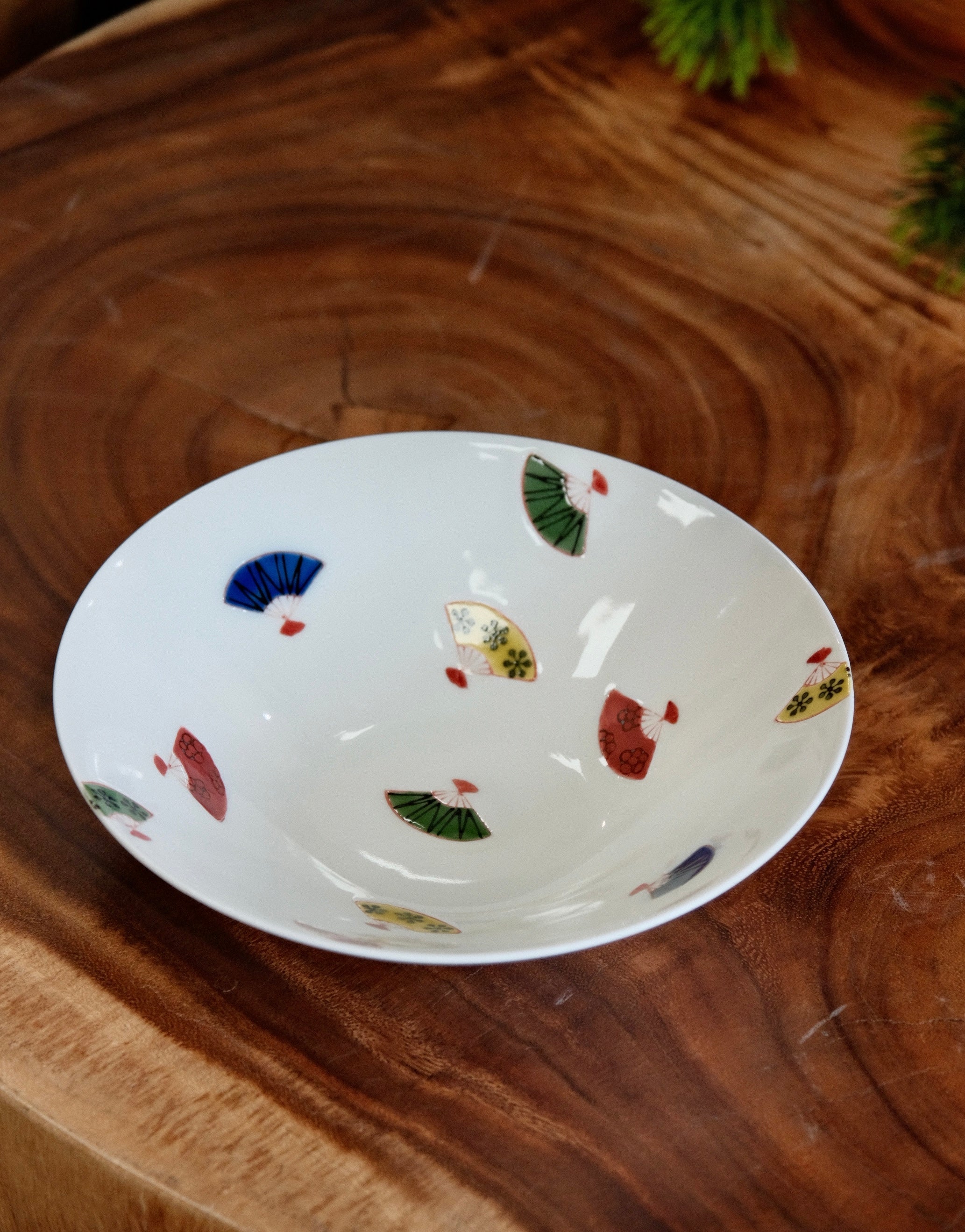 Japan Hasami Ware Zoe Light Large Deep Plate Fan