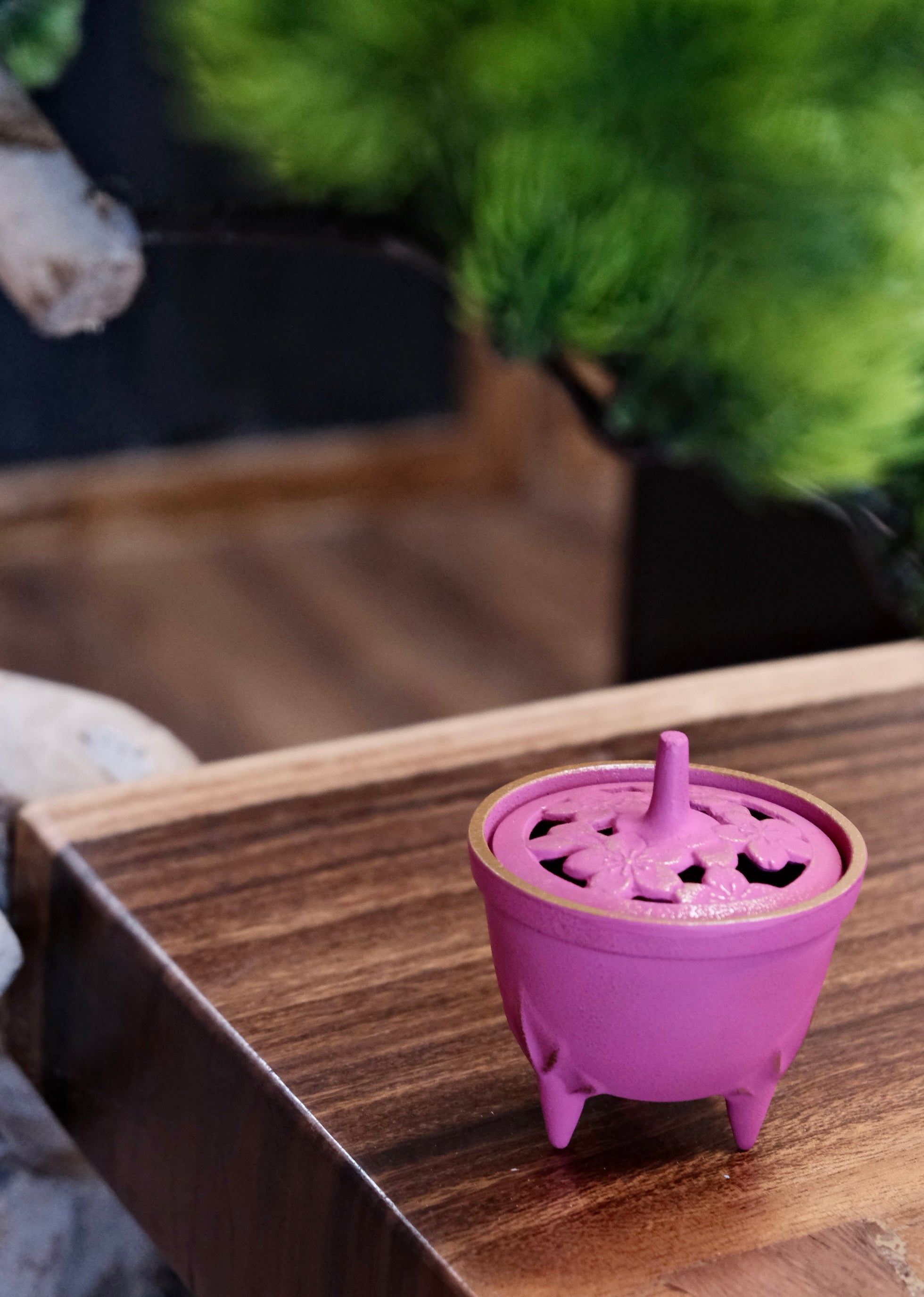IWACHU Nambu Tekki Cast Iron Season Incense Burner(Gift Box)