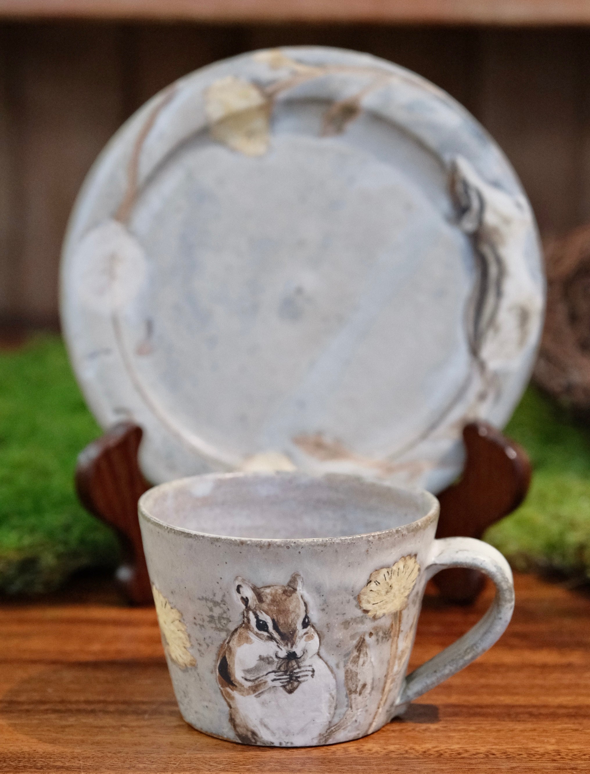 2025 Artisans-森安幸代 Acne Pottery Studio Handmade squirrel Cup and Saucer