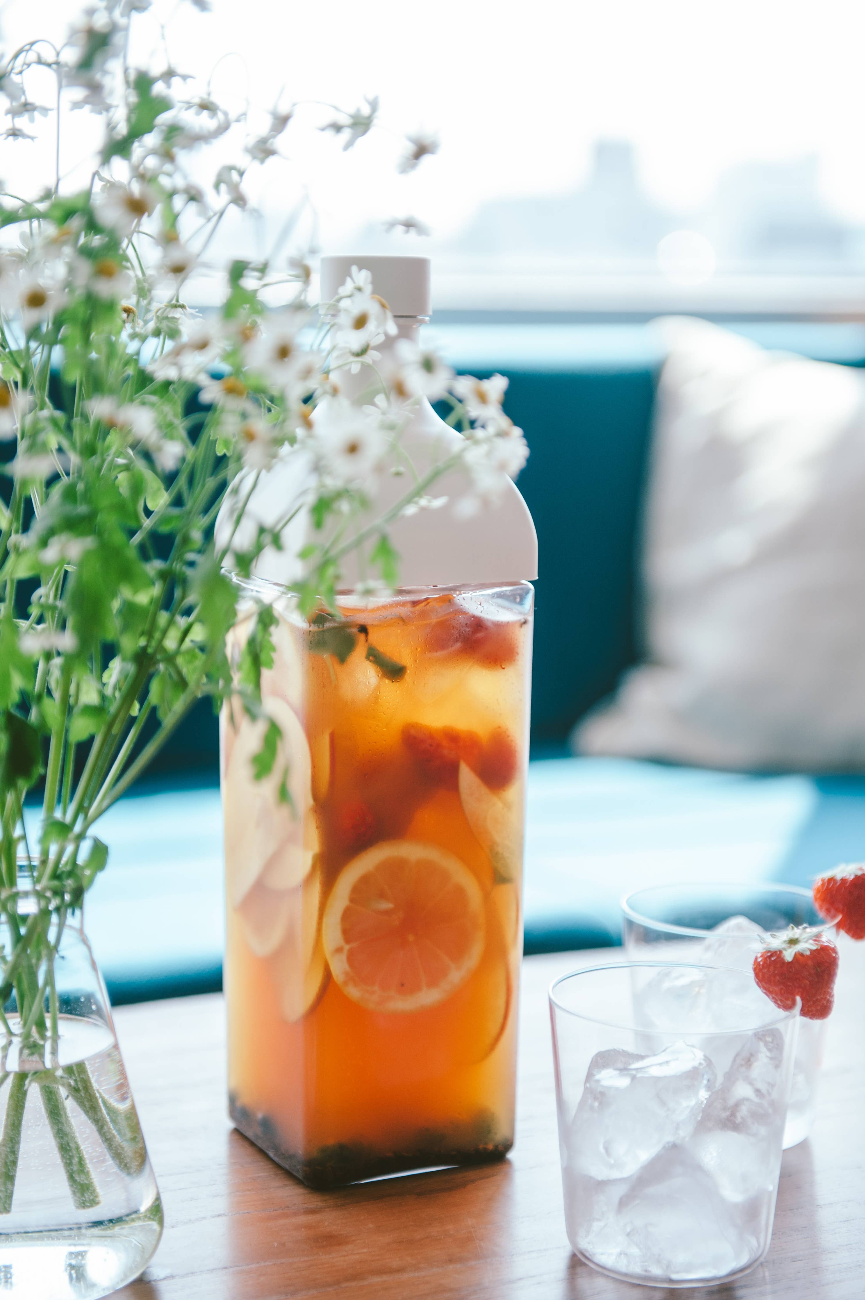 HARIO Ka-Ku Tea Bottle 1200mL