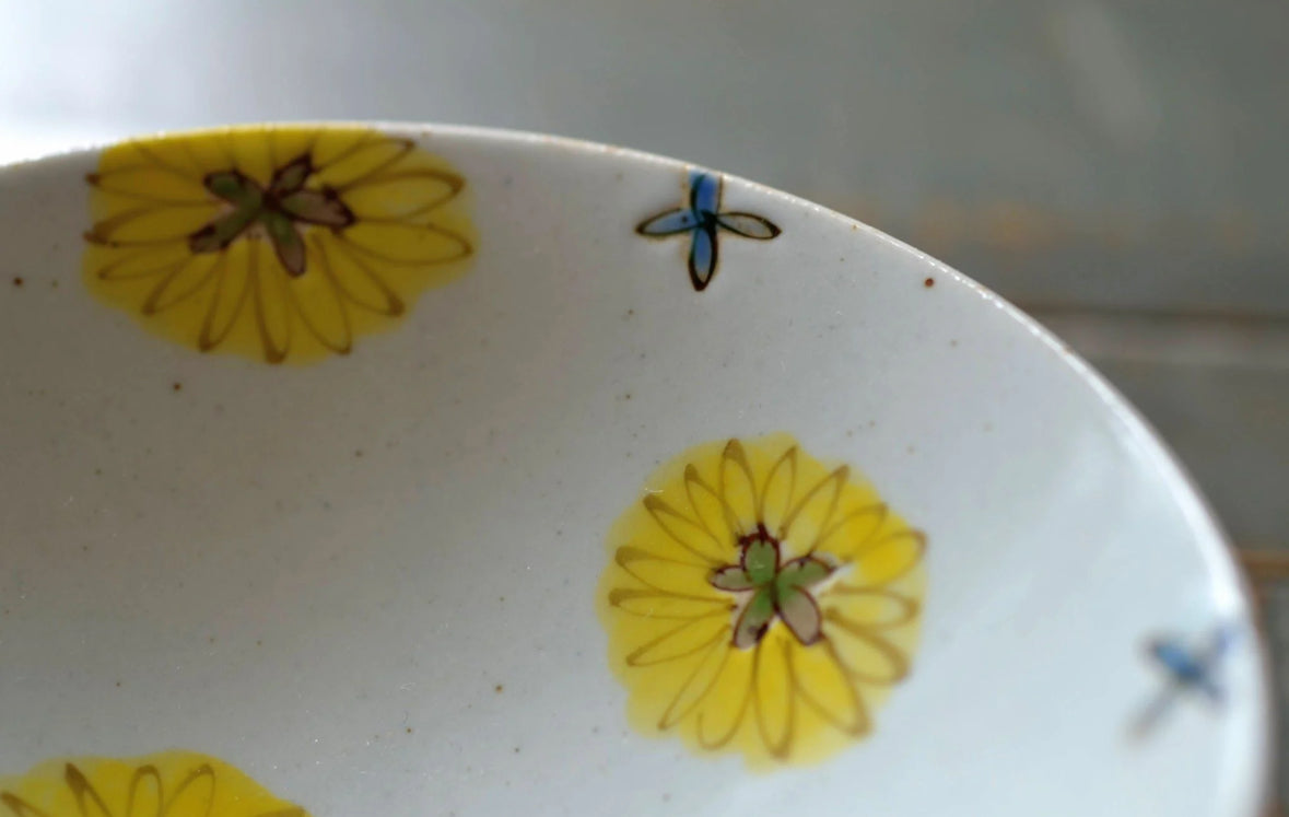 Japan Hasami Ware Zoe Light Bowl Yellow Flowers