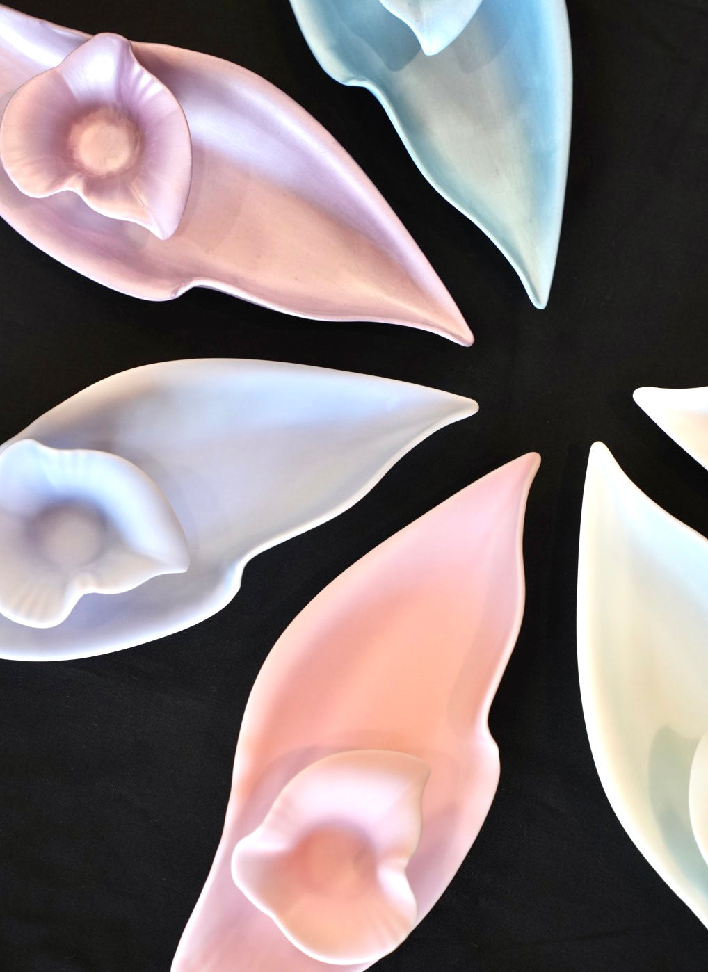 Arita Yaki  Handmade Calla lily shape Series
