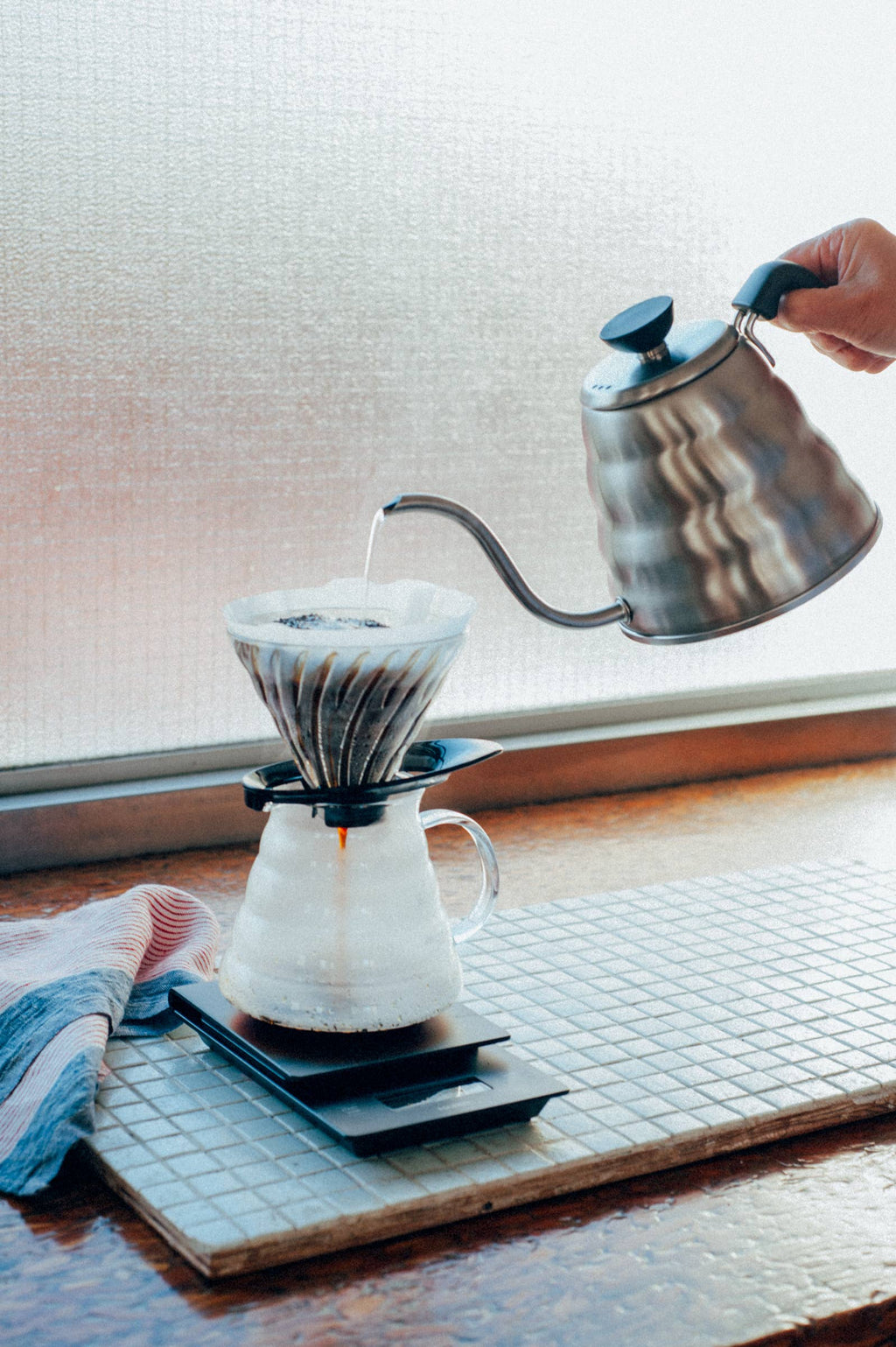HARIO V60 "Buono" Gooseneck Drip Kettle, 1200ml, Silver
