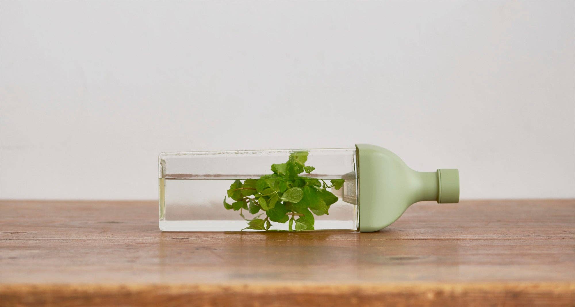 HARIO Ka-Ku Tea Bottle 1200mL
