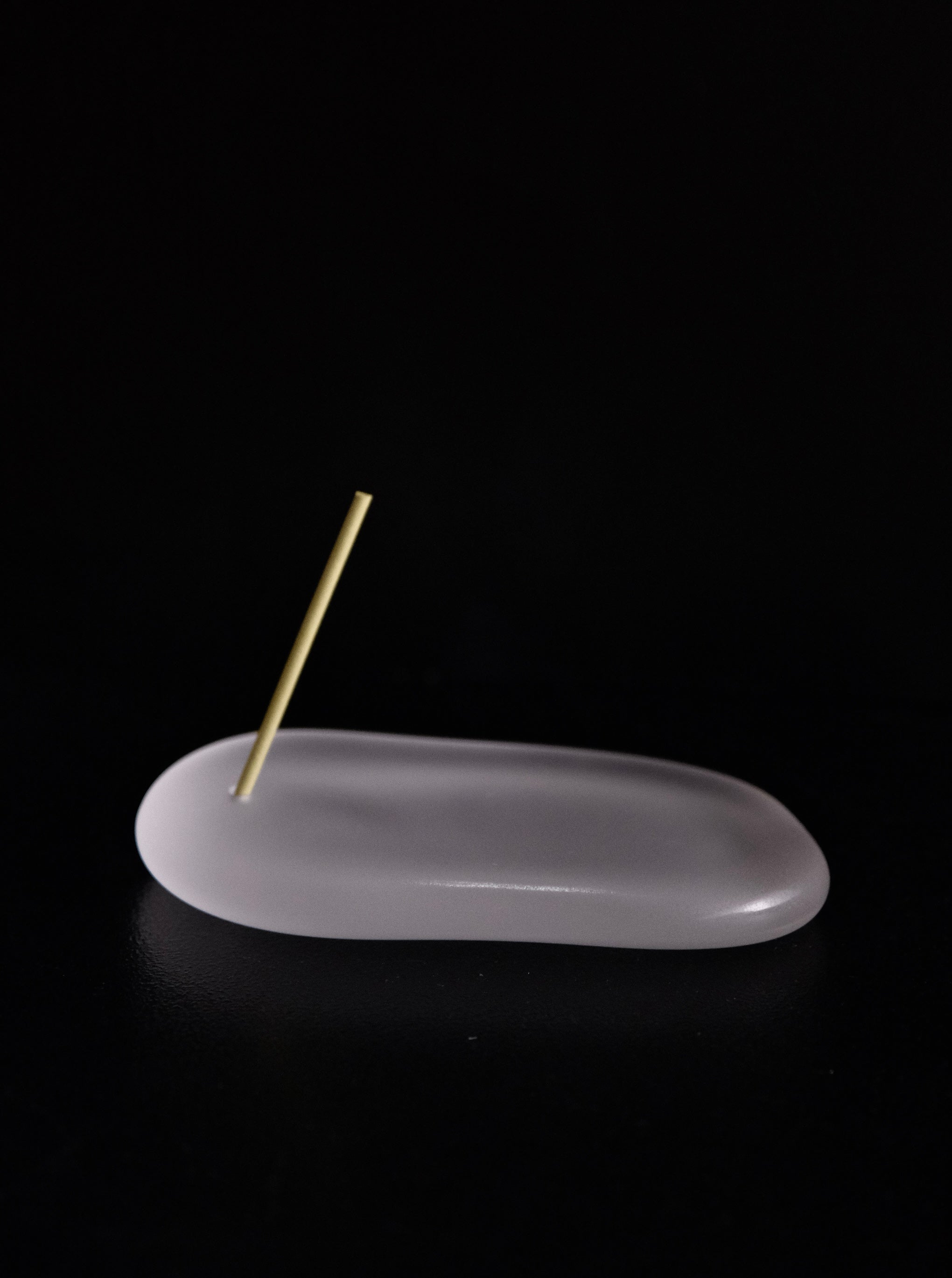 吉田晶乃 Akino Yoshida Handmade Glass Incense Holder (#3)